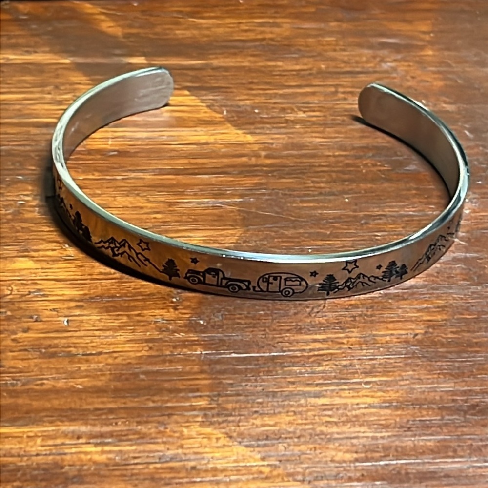 Happy Camper Wilderness Edition Cuff Bracelet - Aluminum - Brand New - Picture 14 of 15